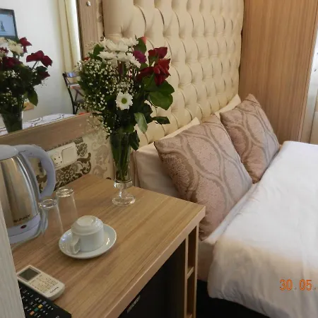 Burak Apartahotel