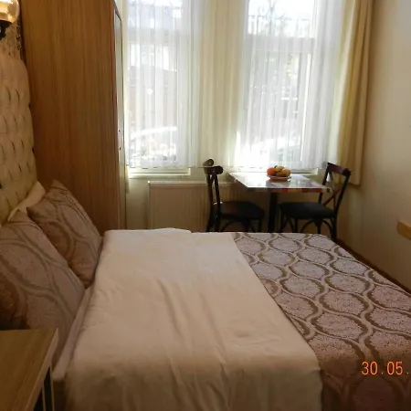 Apartahotel Burak *