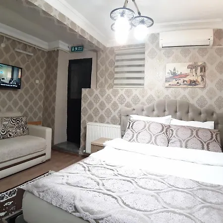 Burak Apartahotel *