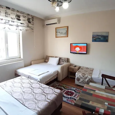 Burak Apartahotel *