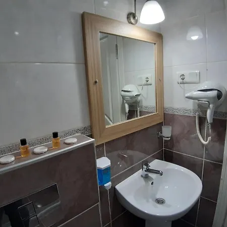 Aparthotel Burak *