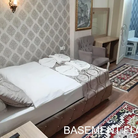 Burak Aparthotel *