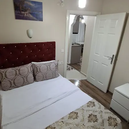 Burak Apartmanhotel 4*